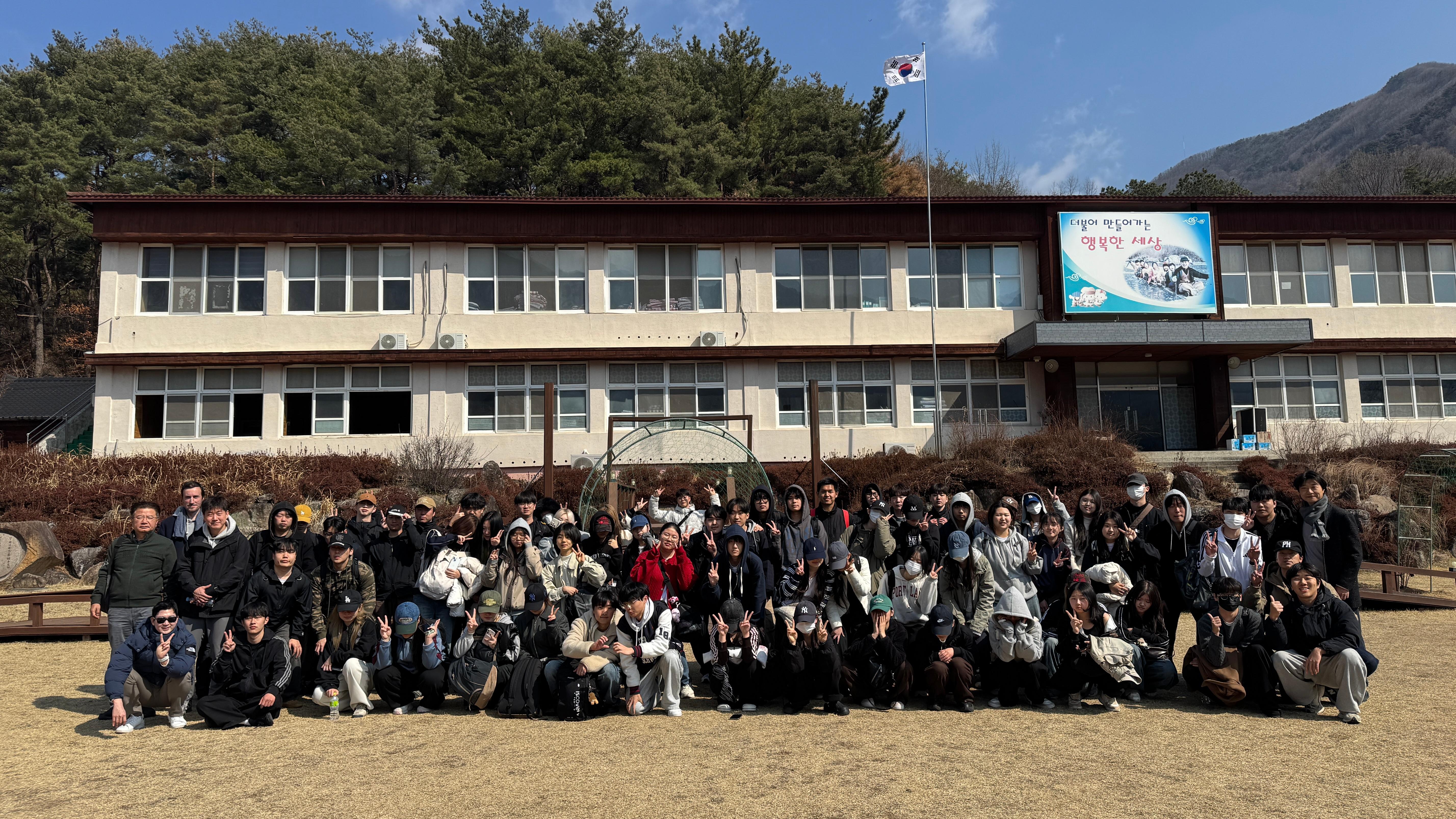 단체사진2.jpg 첨부 이미지